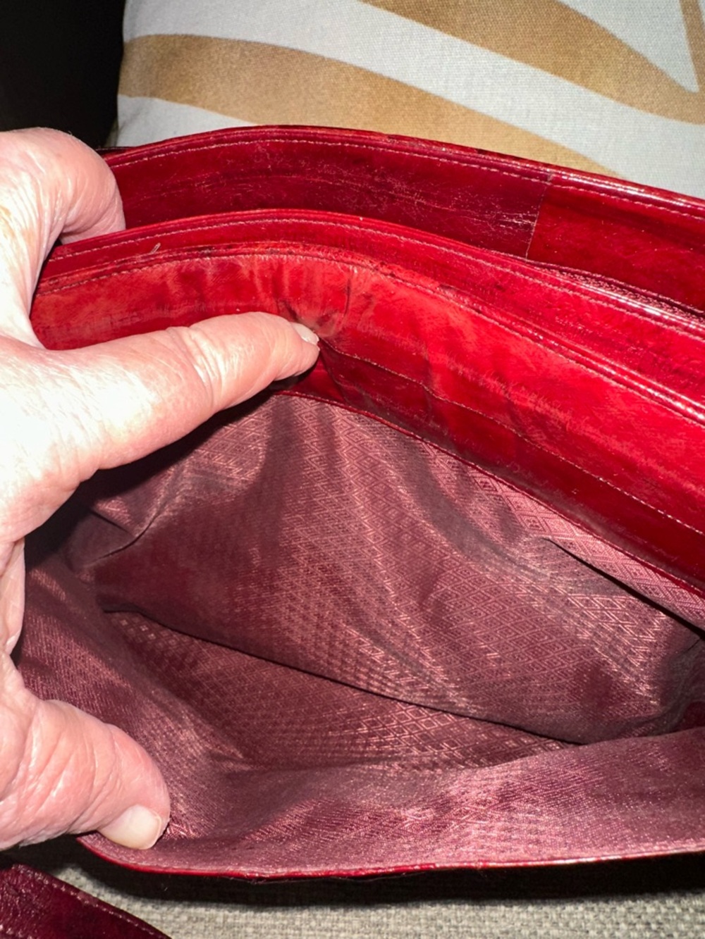 Vintage 90s Burgundy Sunco Korea Eel Skin Bag | Slim Minimalist Quiet Luxury - Picture 13 of 16